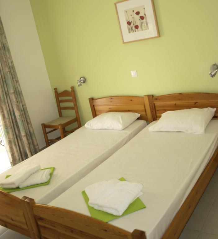 Pórto Ráfti Nikolaki Rooms מראה חיצוני תמונה
