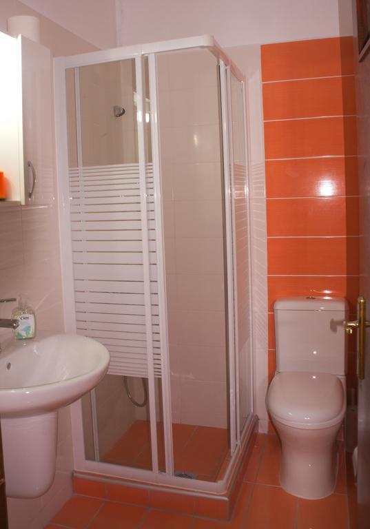 Pórto Ráfti Nikolaki Rooms מראה חיצוני תמונה